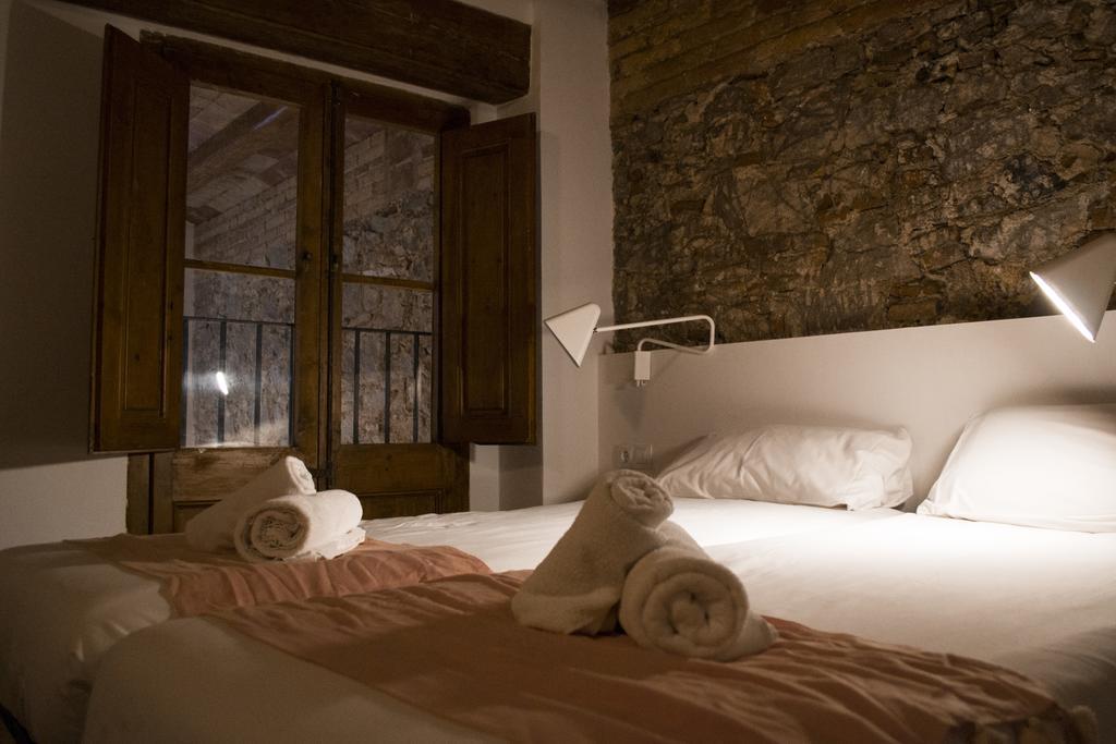 Happy People Ramblas Harbour Apartment Barcelona