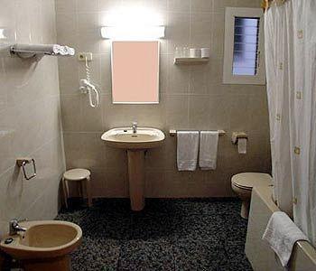 Hotel Cuatro Naciones