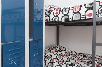 Arc House Hostal