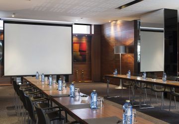 Hotel Ac Victoria By Marriott 4*