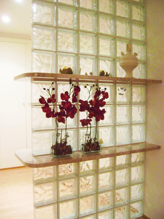 Apartment Guell *