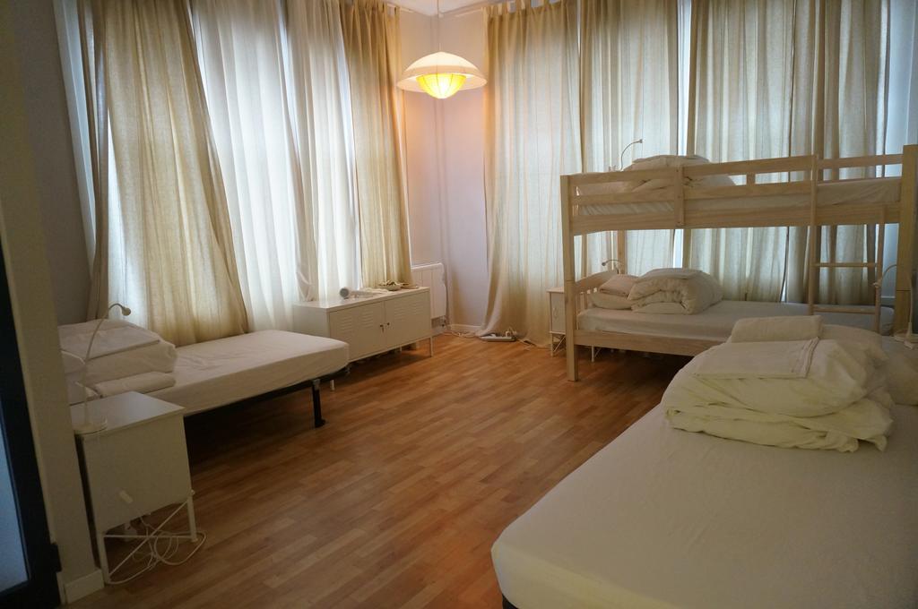 Camino Hostal Barcelona