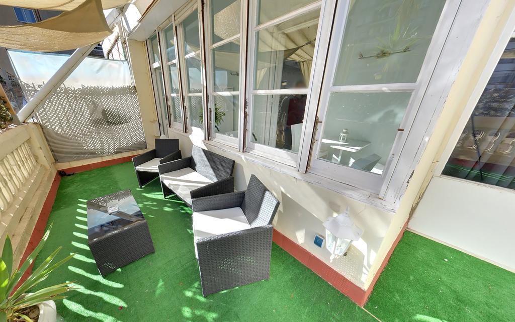 Des Artistes Hostal
