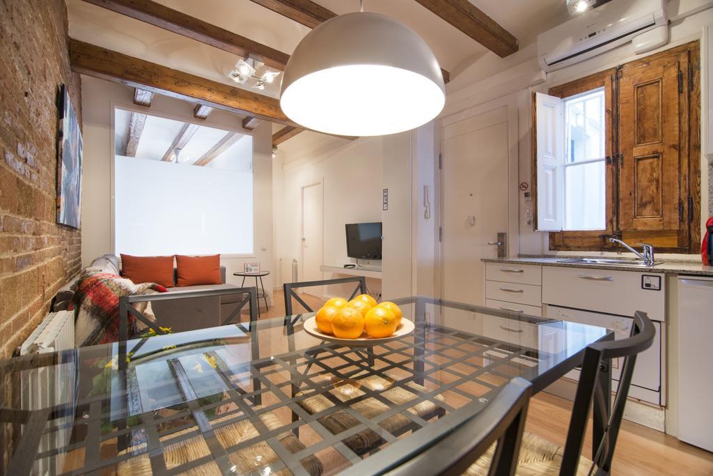 Happy People Ramblas Harbour Apartamento *