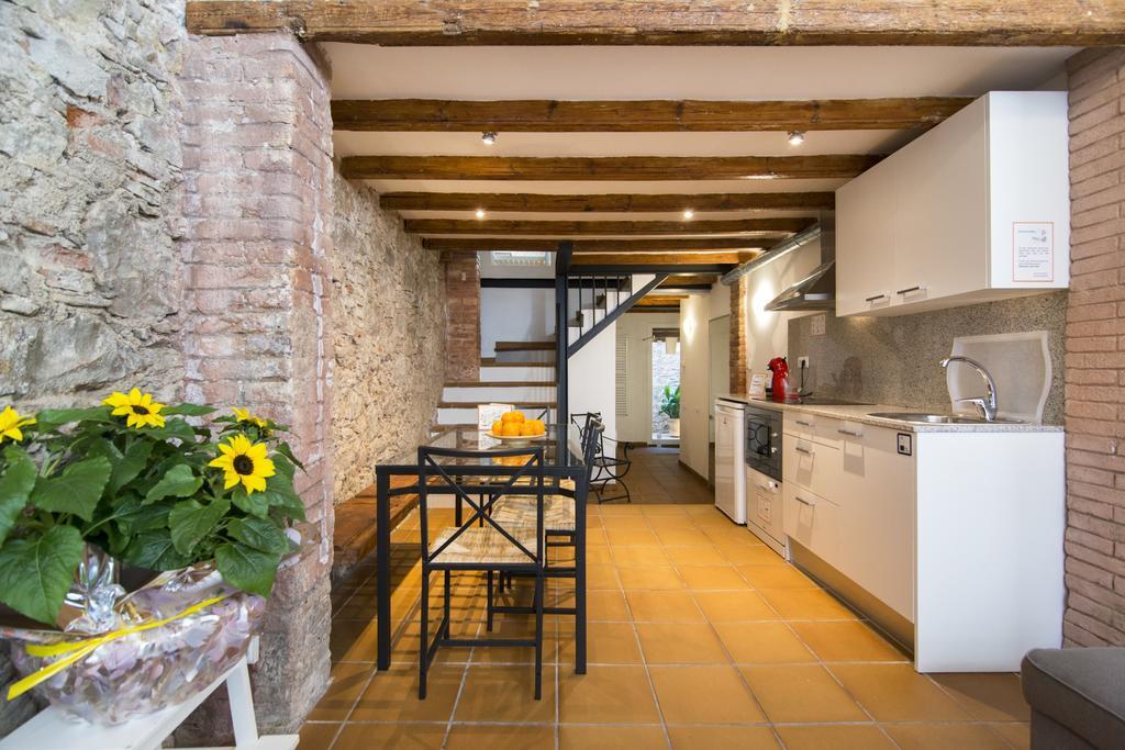 Happy People Ramblas Harbour Apartment *