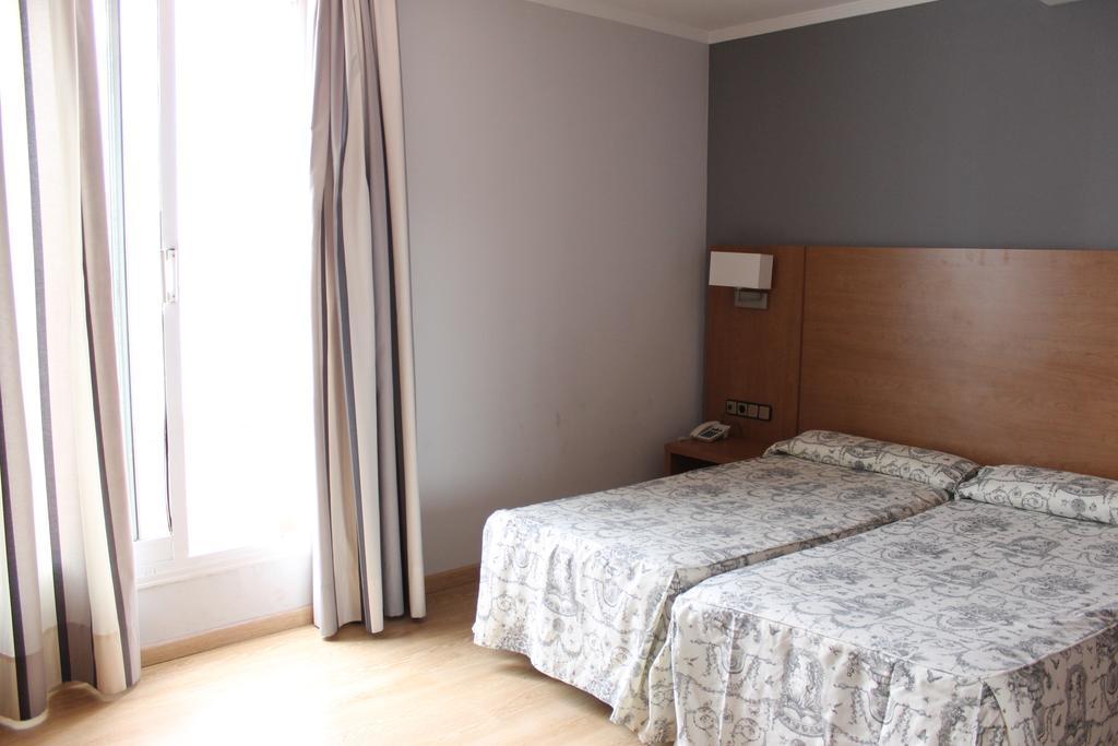Hotel Ramblas 3*