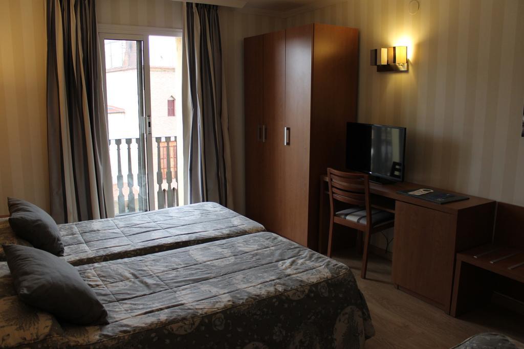 Hotel Ramblas 3*