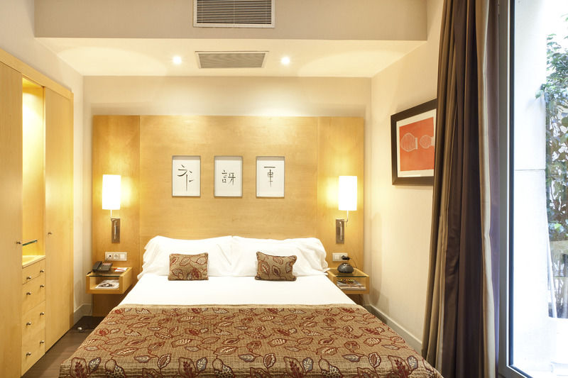 Midmost Hotel 4*