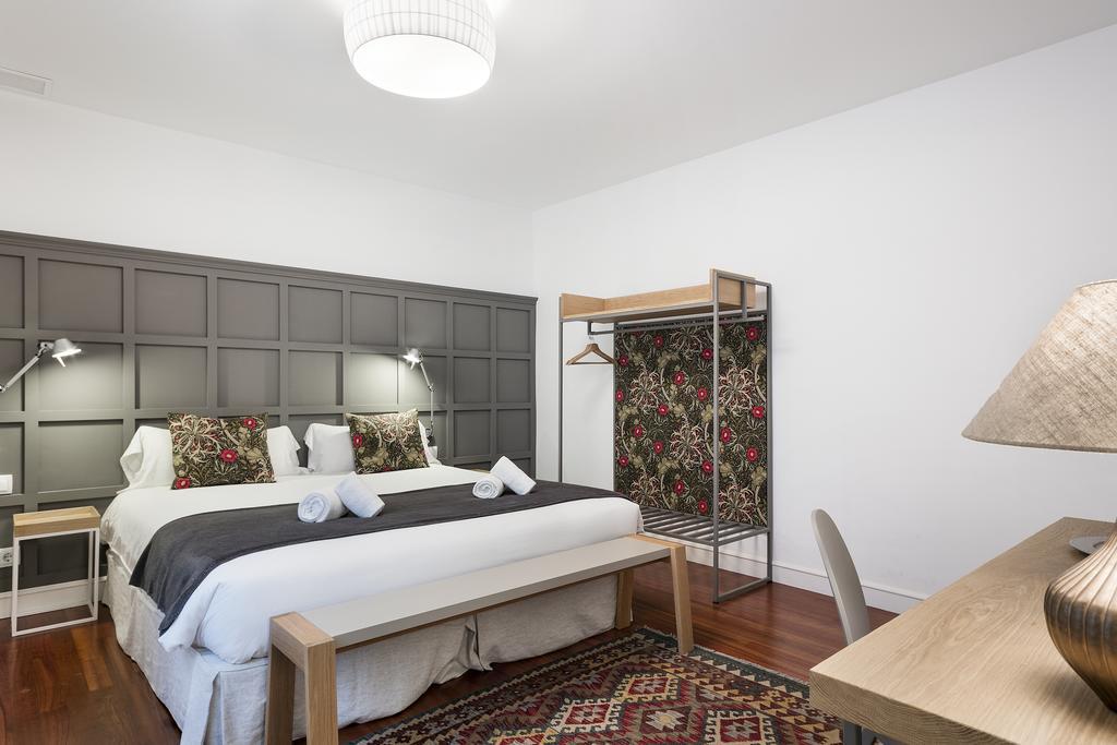 Milton House Gran Via Barcelona