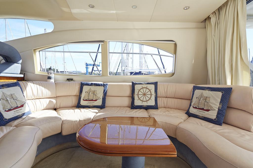 Hotel en barco La Gavina Boat
