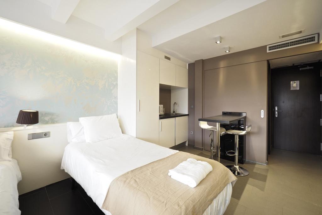 Apartahotel Fifteen Barcelona