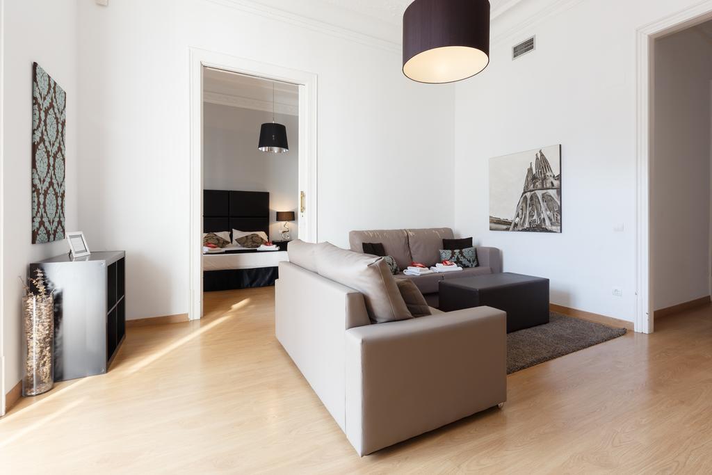 Apartamento Alcam Paseo De Gracia Barcelona