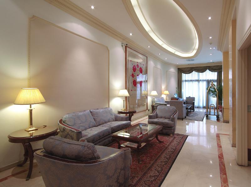Hotel Roger De Llúria 4*