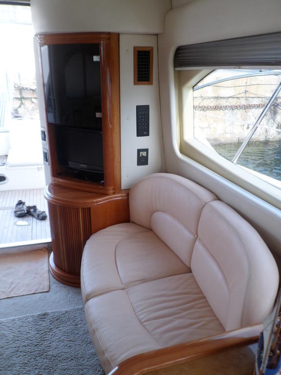 Hotel en barco La Gavina Boat Barcelona