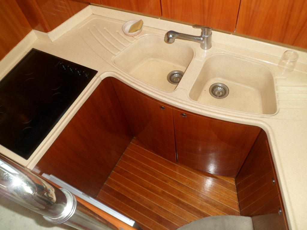 Hotel en barco La Gavina Boat Barcelona