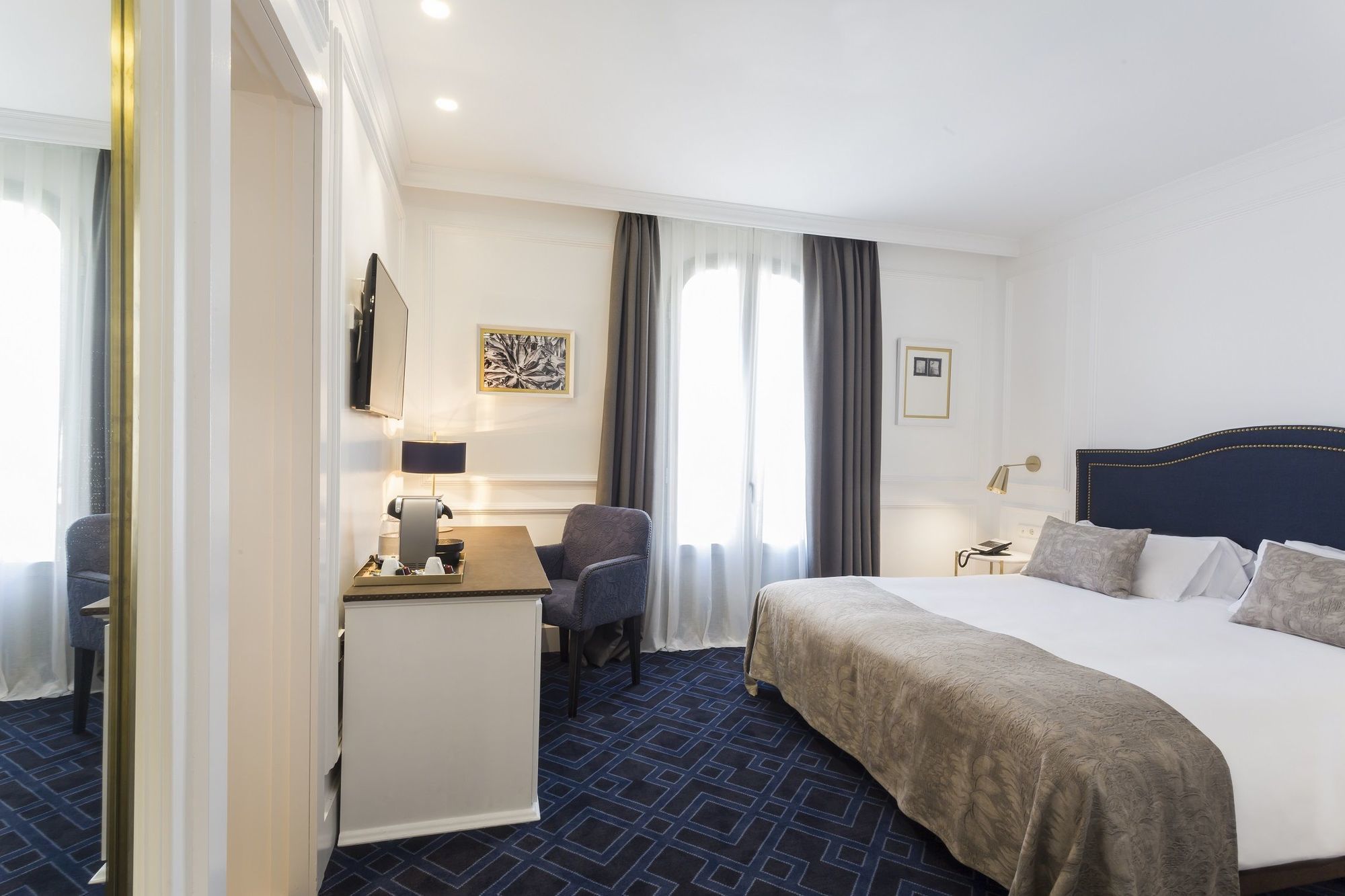 Hotel Midmost 4*