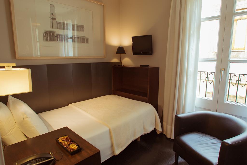 Hotel Banys Orientals 3*