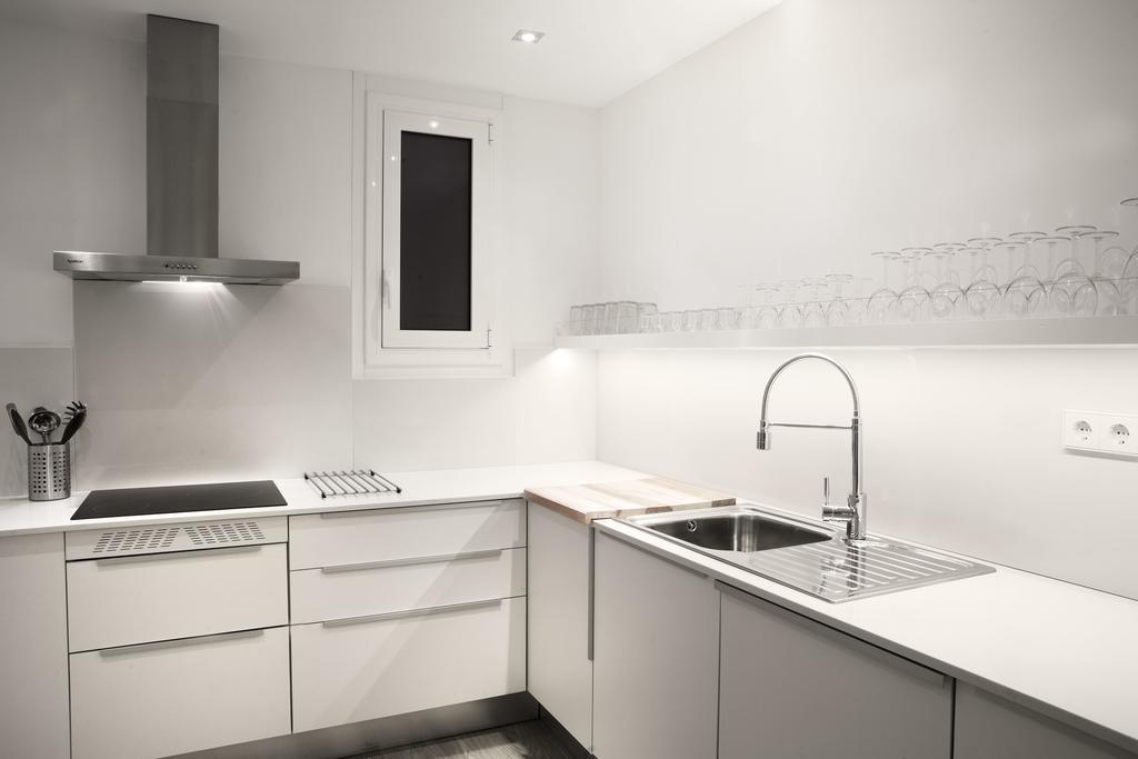 Apartamento Casanova Charm 4bdr Barcelona