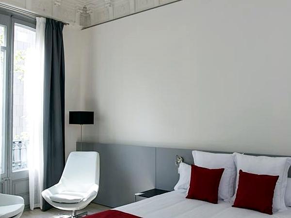 Izaila Plaza Catalunya Pensión 3*