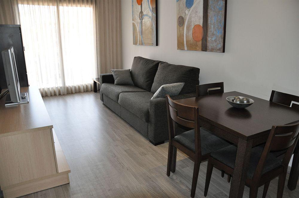 Sleep Fira By Apartamento
