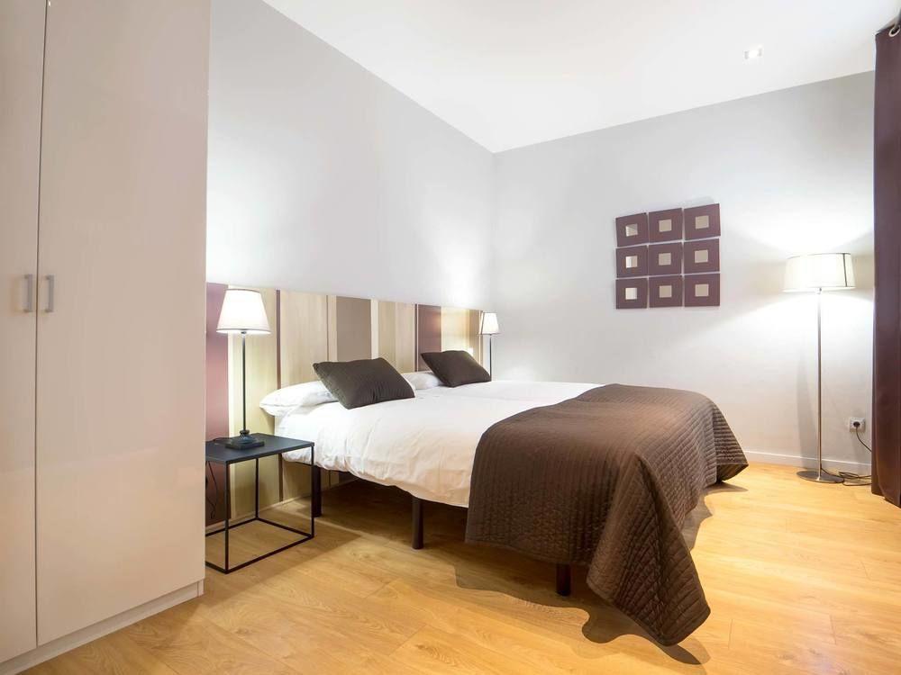Rent Near Plaza De Cataluña Apartamento