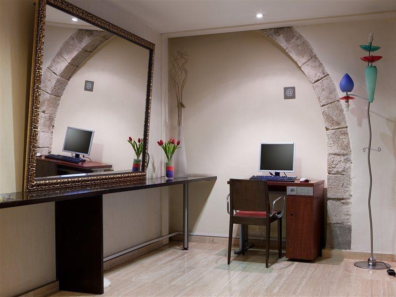 Hesperia Barri Gotic Hotel 3*