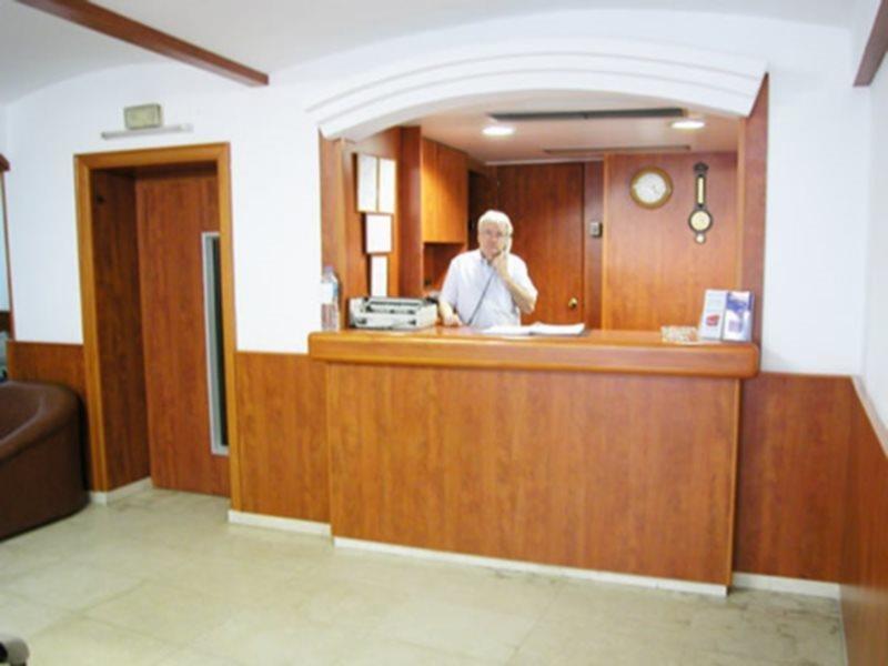 El Call Hotel
