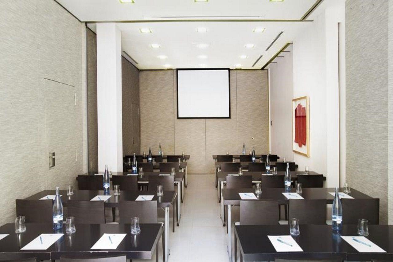 Grupotel Gran Via 678 Hotel