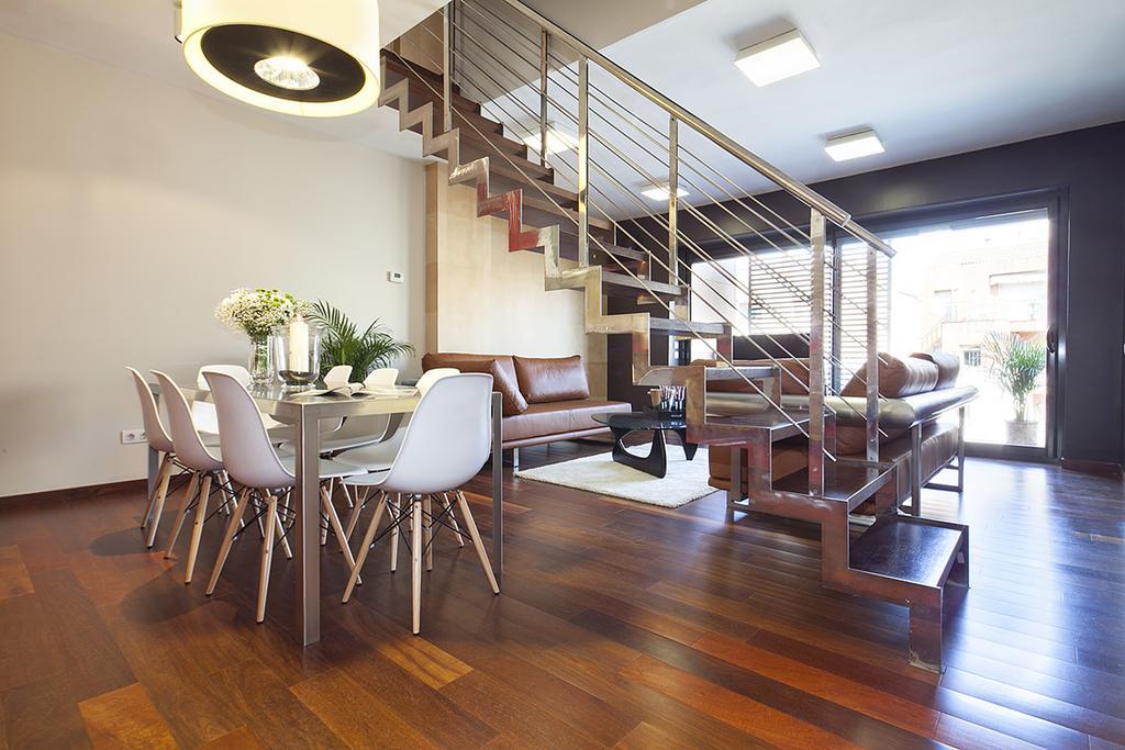 Rentals - Swimming Pool With Terrace Apartment