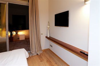 Hotel Vasanta Powered By Sonder