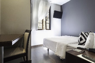 Acta Bcn 40 Hotel 2*