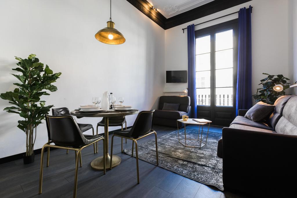 Apartment El Consell By The Streets
