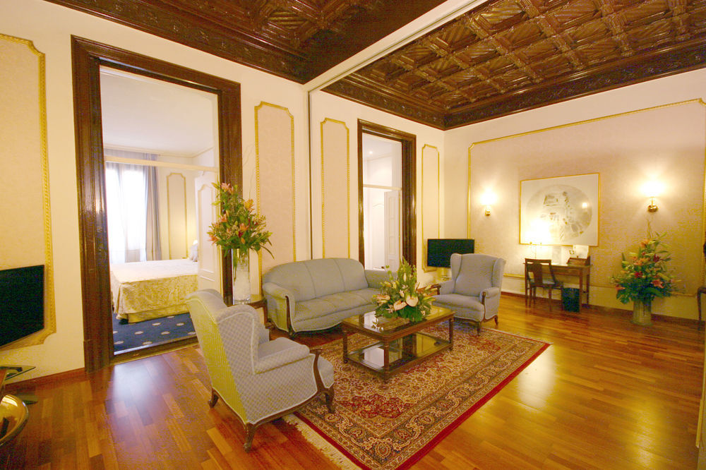 Hotel Roger De Llúria Barcelona