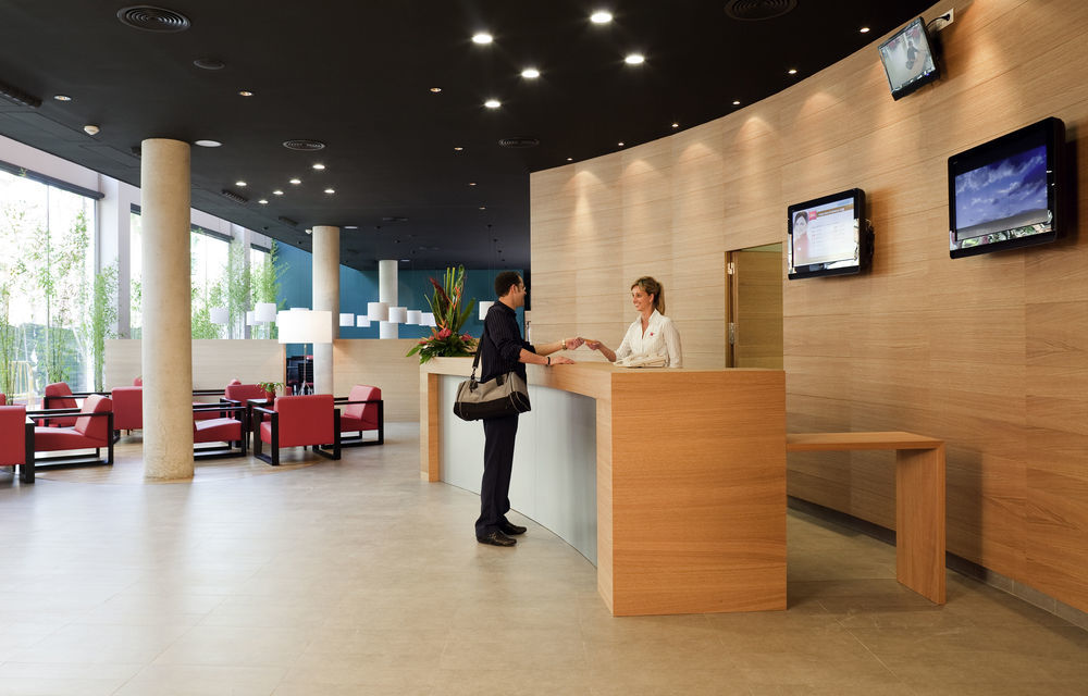 Ibis Plaza Glories 22@ 2*
