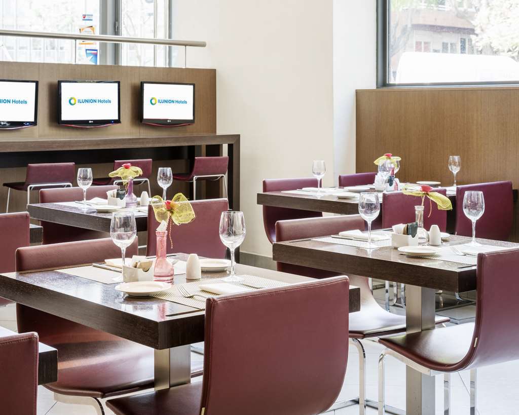 Ilunion Auditori Hotel