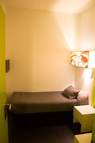 Hostal Raval Botella Private *