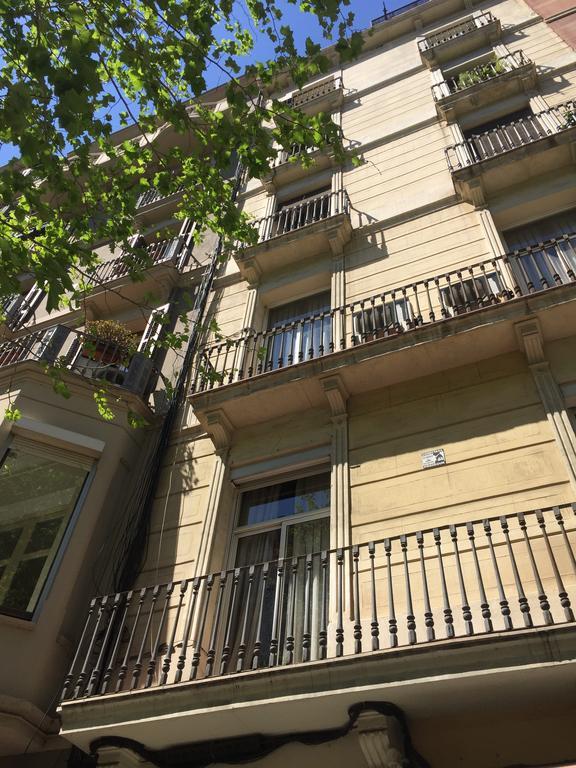 Petit Rossello Apartment Barcelona