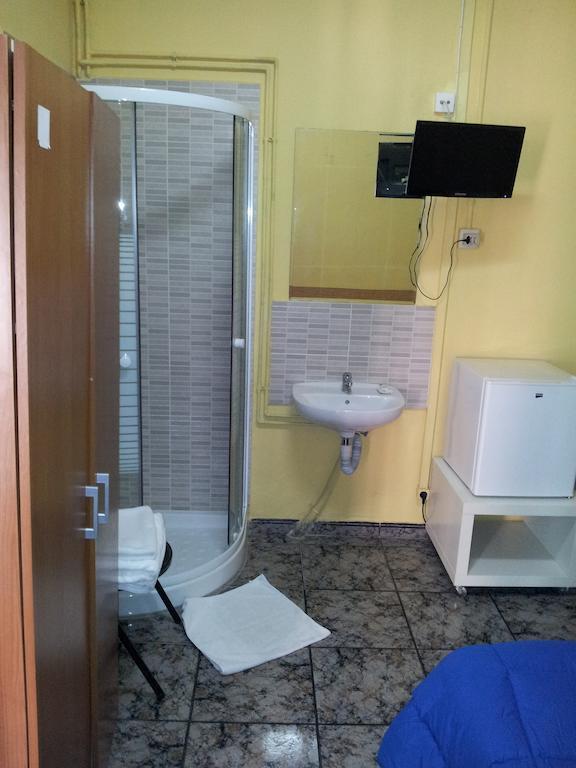 Nou Raval Guest house 3*