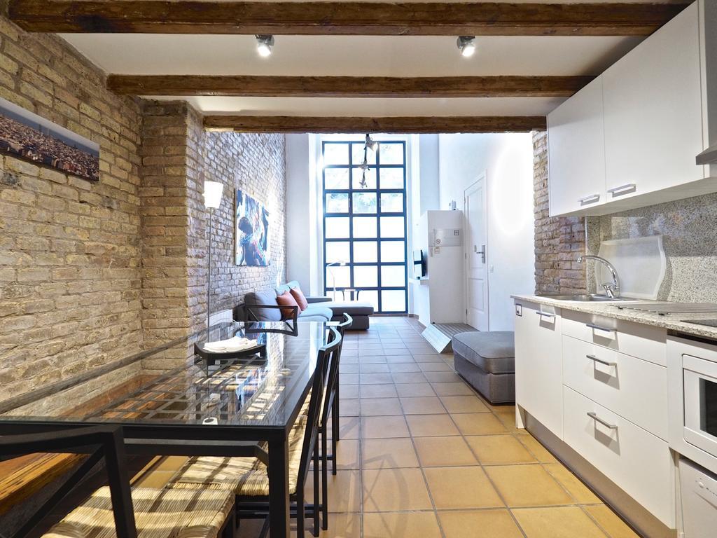 Happy People Ramblas Harbour Apartamento