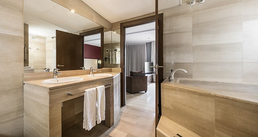 Ilunion Almirante Hotel 4*