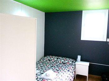 Diagonal House Hostal