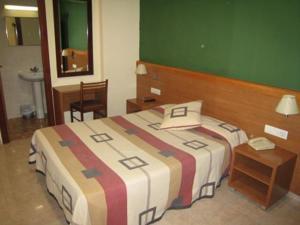 Inglés Hotel *