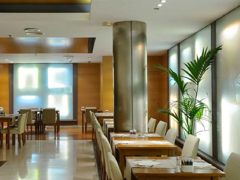 Exe Cristal Palace Hotel Barcelona