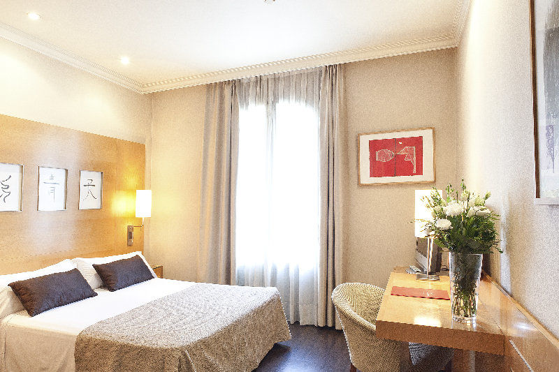 Midmost 4* Barcelona