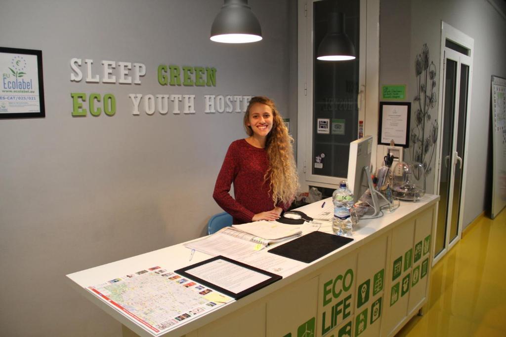 Sleep - Certified Eco Youth Hostal *