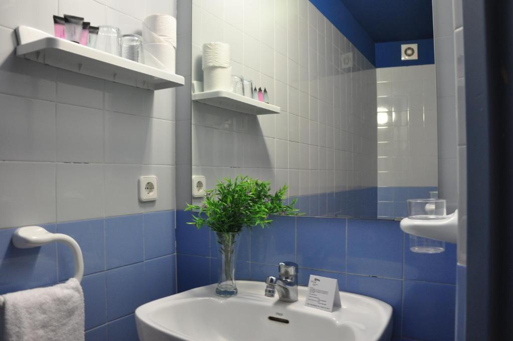 Residencia D'investigadors Hostal Barcelona