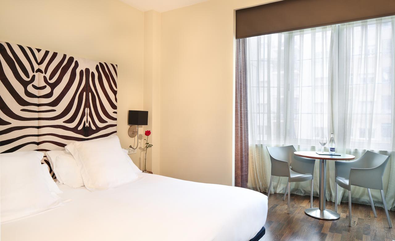 Hotel Gran Derby Suites, A Small Luxury Of The World