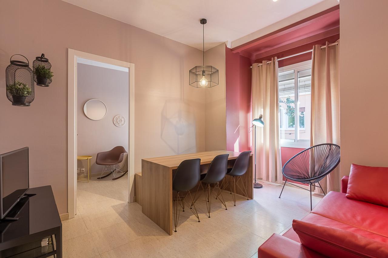 Aparteasy - Plaza Espana & Fira Apartment *