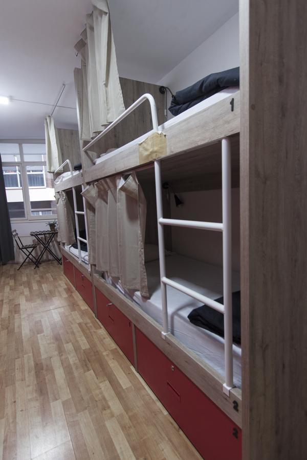 Hostal Break N Bed