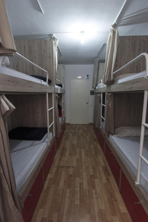 Break N Bed Hostal Barcelona